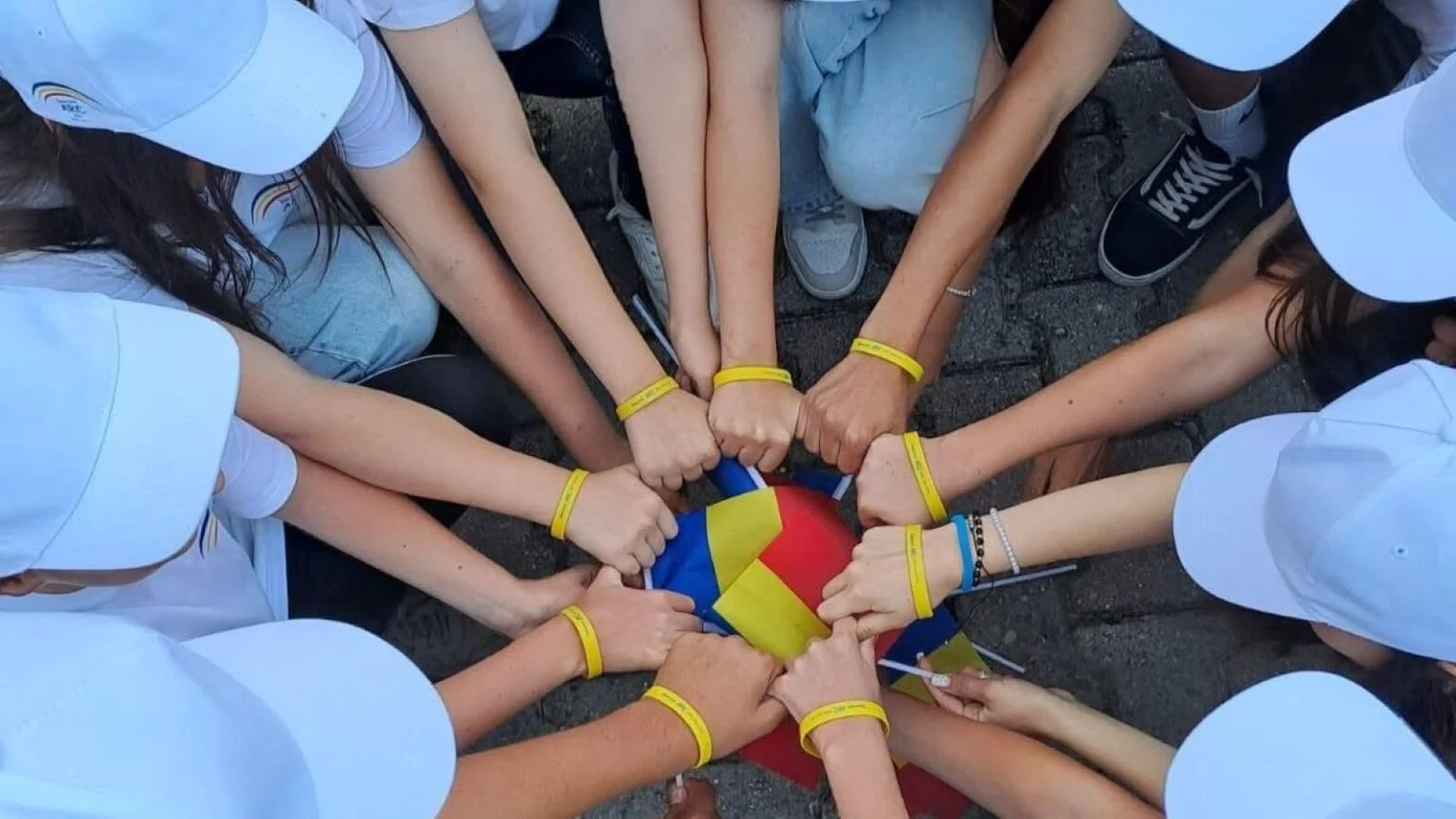 Cum susține BT educația financiară a copiilor și tinerilor din diaspora, în cadrul Taberelor ARC, organizate în România